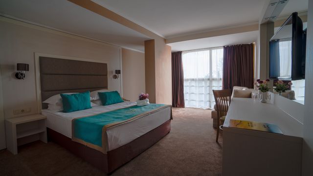 Havana Hotel & Casino - double room sea view min 2 adults or 2ad+1ch/3ad